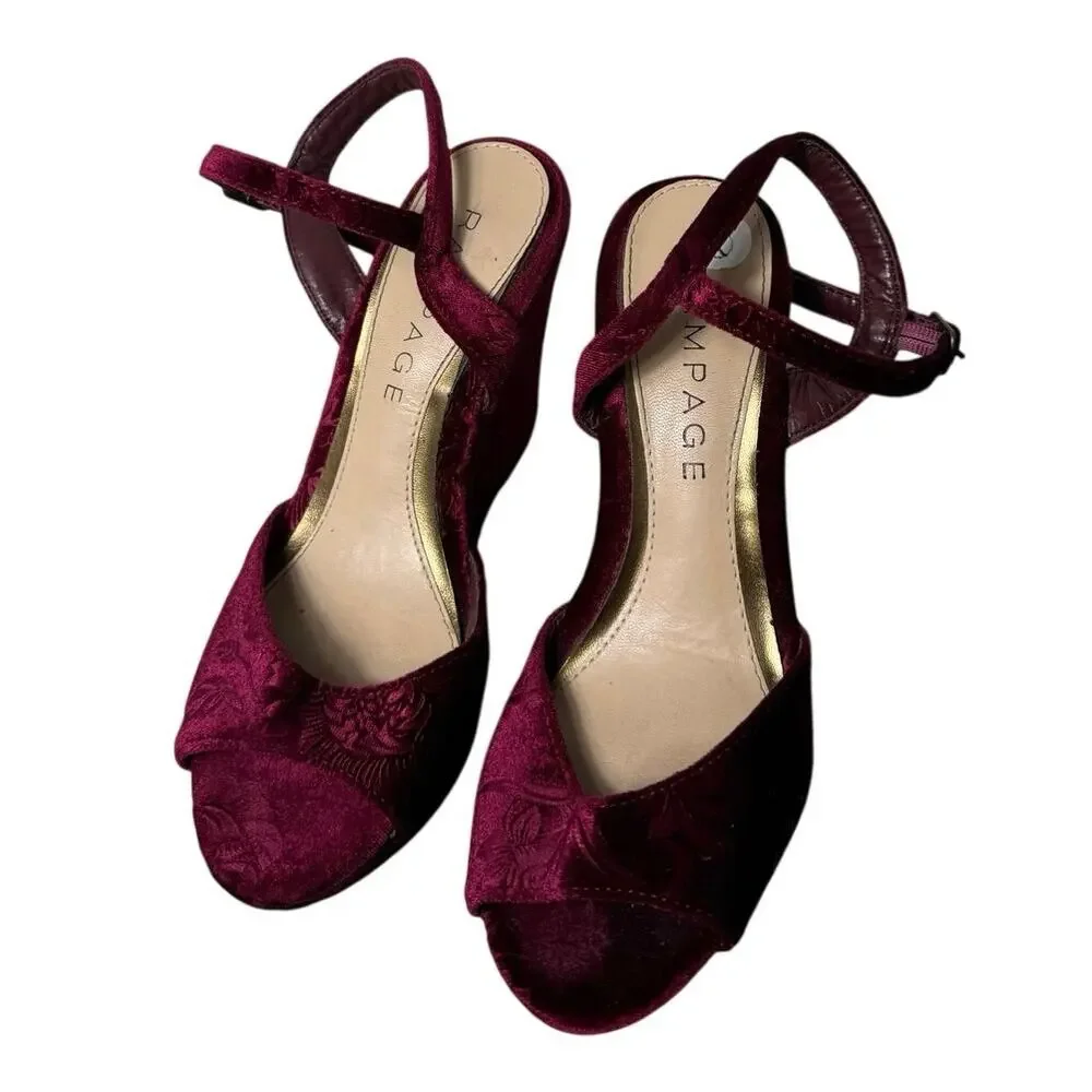 Vtg Y2K Rampage Crissy 6 Merlot Floral Velvet Platform Wedge Ankle Strap Sandals